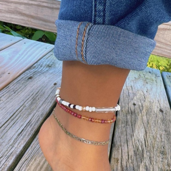 Cherry White Bead Anklet Set - Picture 4 of 6